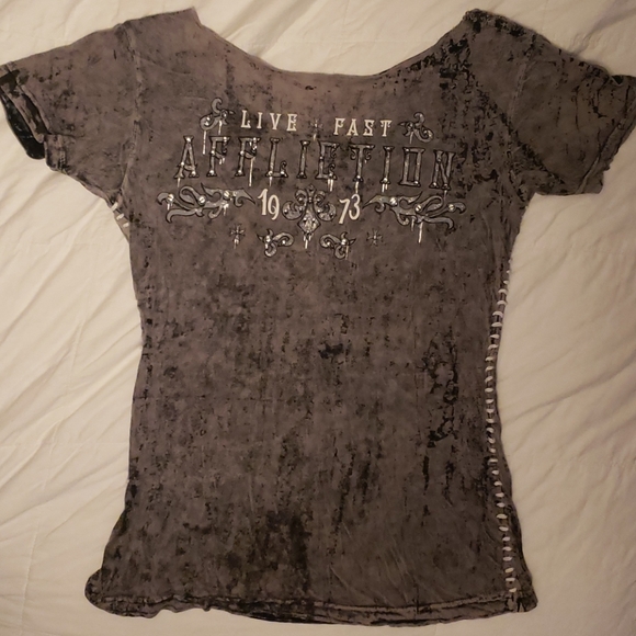 Reversible scoop neck Affliction shirt - Picture 4 of 5